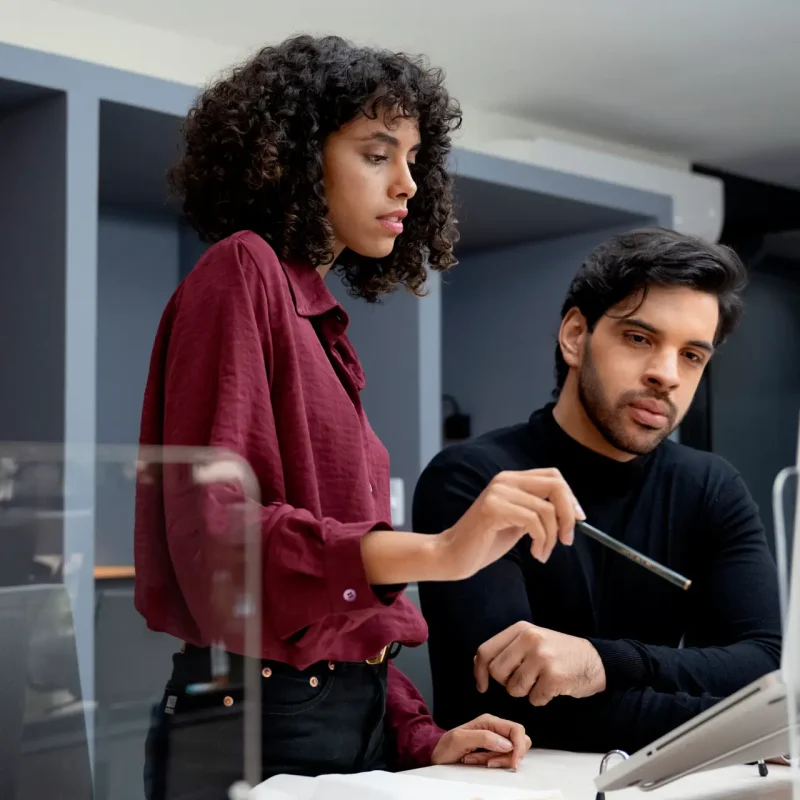 middle-aged-hispanic-business-people